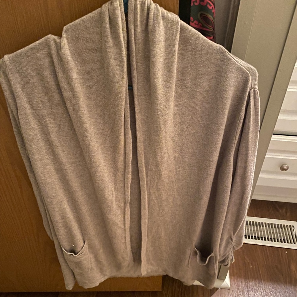 Cardigan - Picture 3 of 4